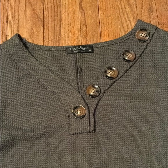 Chic Charcoal Button-Accent Long Sleeve Top - Picture 3 of 12